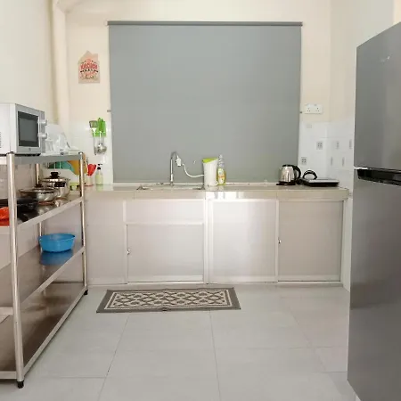Rafflesia Two Bedroom Pool View Kampong Tanah Merah  Exterior photo