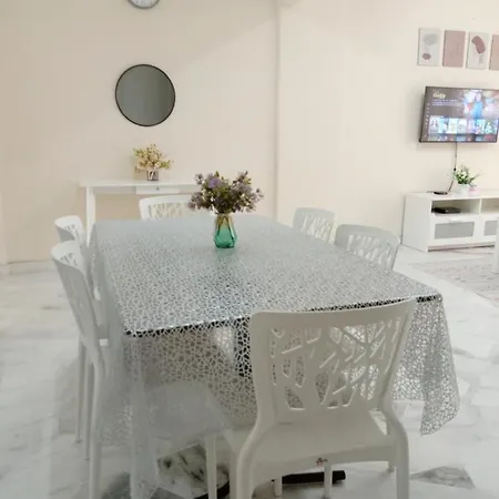 Rafflesia Two Bedroom Pool View Kampong Tanah Merah  Exterior photo