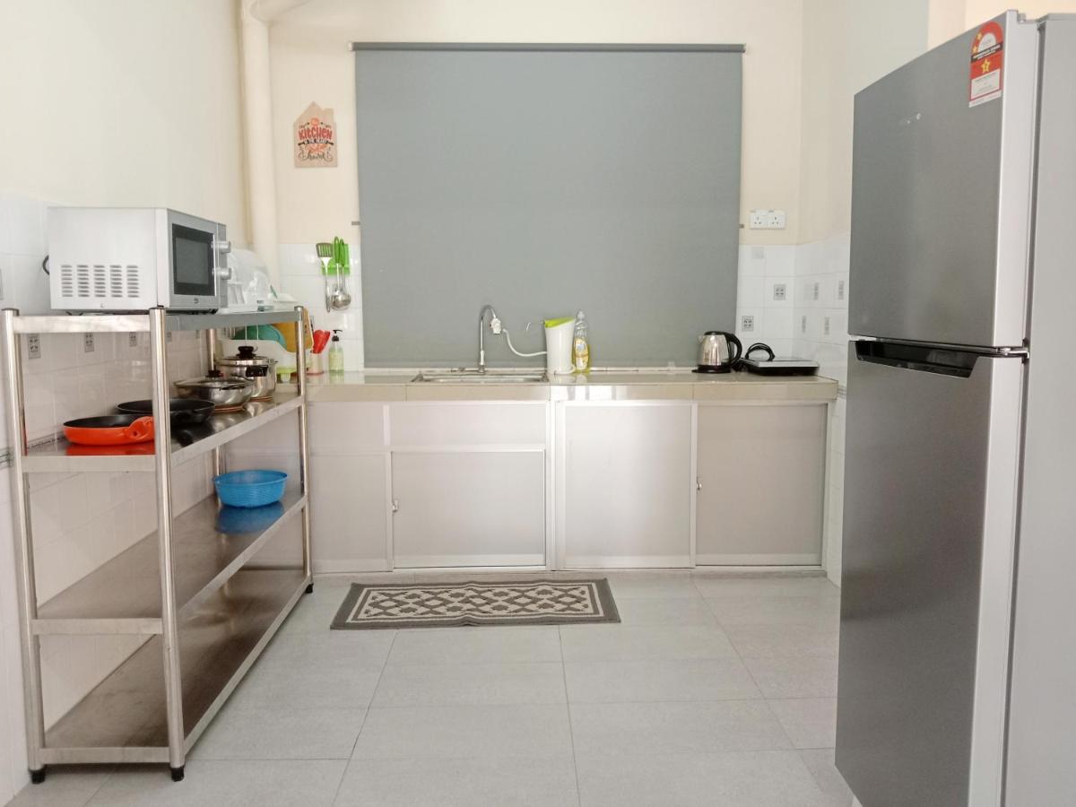 Rafflesia Two Bedroom Pool View Apartment *