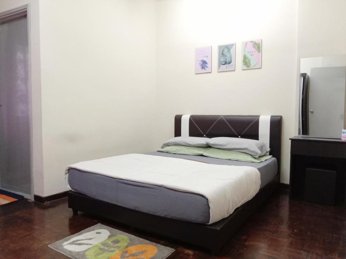 Apartment Rafflesia Two Bedroom Pool View *